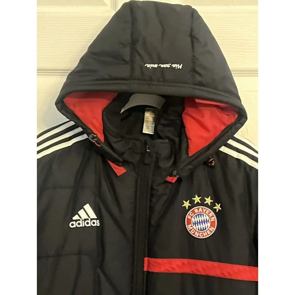 Adidas FC Bayern Munchen Puff Jacket Men US Medium UK 40/42 F 180‎